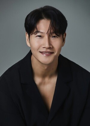 김종국, 결혼 후 겹경사…톱스타들과 한솥밥